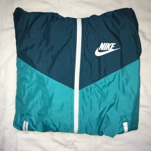 Blue and teal Nike Windbreaker!